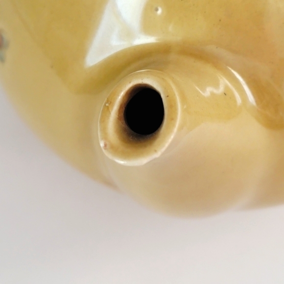 *RARE* Vintage 1970s Handpainted Glazed Tea Pot - Picture 5 of 6